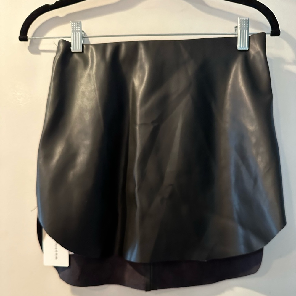 Commence mini skirt